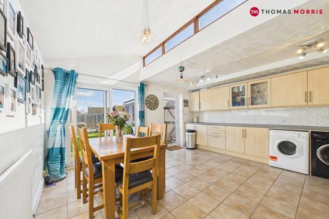 3 bedroom semi-detached house for sale, Towne Road, Hertfordshire SG8
