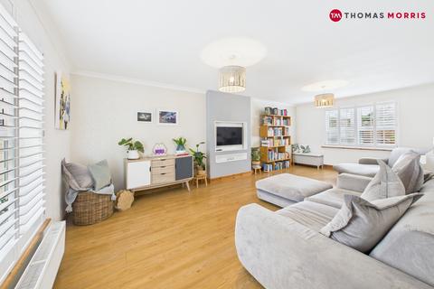 4 bedroom detached house for sale, Great North Road, St. Neots PE19