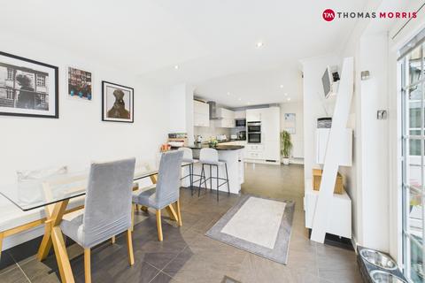 4 bedroom detached house for sale, Great North Road, St. Neots PE19