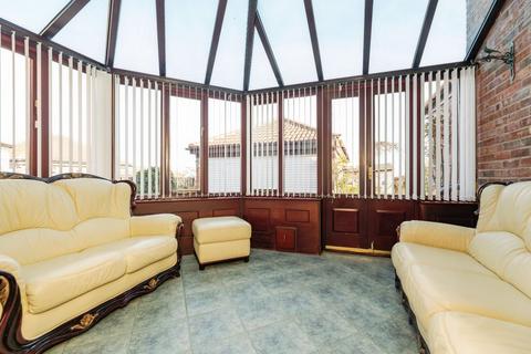 28 Allott Close, Ravenfield, Rotherham, S65 4NY