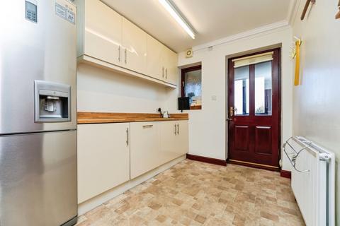 28 Allott Close, Ravenfield, Rotherham, S65 4NY