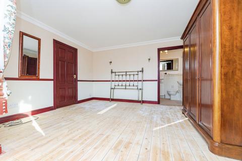 28 Allott Close, Ravenfield, Rotherham, S65 4NY