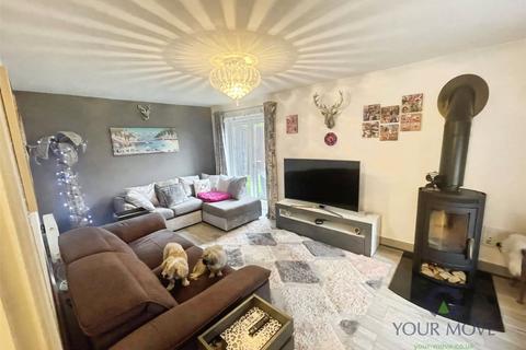 4 bedroom detached house for sale, Willow Gardens, Sutton-in-Ashfield NG17