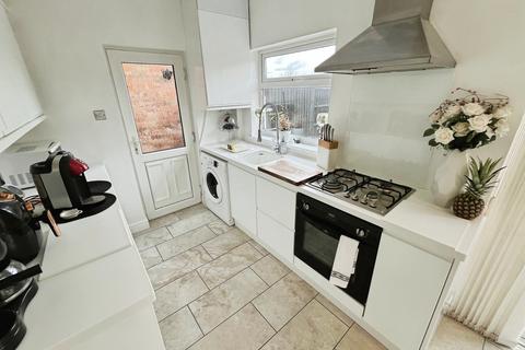 3 bedroom semi-detached house for sale, Roydene Crescent, Leicestershire LE4