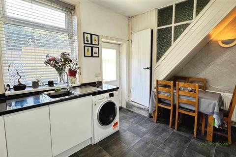 3 bedroom end of terrace house for sale, Seville Street, Oldham OL2