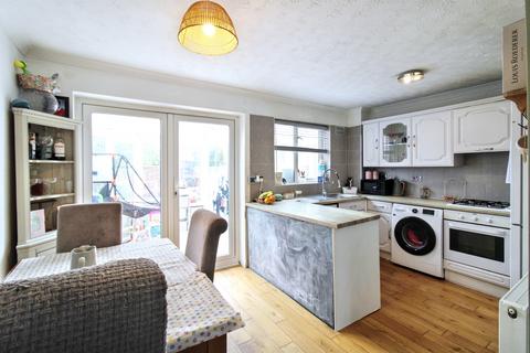 3 bedroom semi-detached house for sale, Maskell Way,  Farnborough, GU14