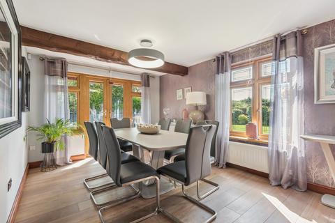 5 bedroom detached house for sale, Great North Road, St Neots PE19