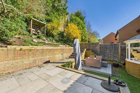 72 Reedham Drive, Purley, CR8 4DS
