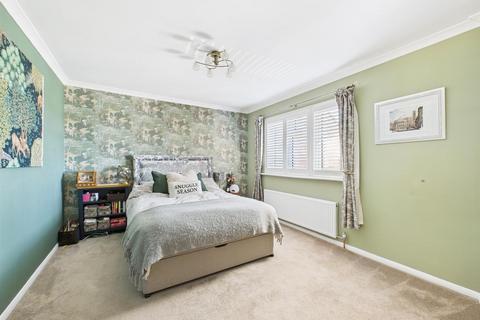 72 Reedham Drive, Purley, CR8 4DS
