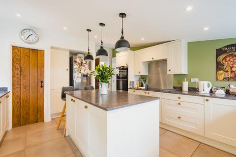 3 bedroom cottage for sale, Morchard Bishop, Crediton, EX17