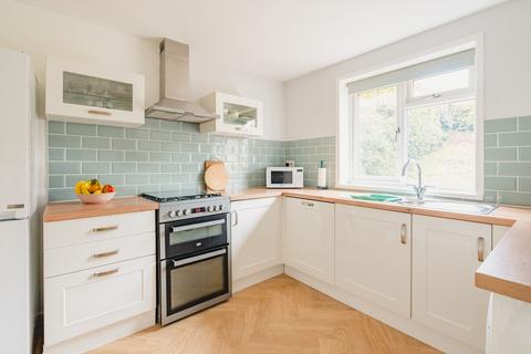 2 bedroom detached bungalow for sale, Prince Of Wales Road, Crediton, EX17