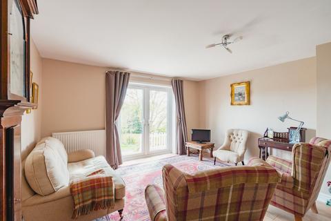 2 bedroom detached bungalow for sale, Prince Of Wales Road, Crediton, EX17