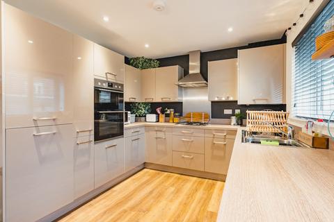 14 Bevin Square, Copplestone, Crediton, EX17 5EJ