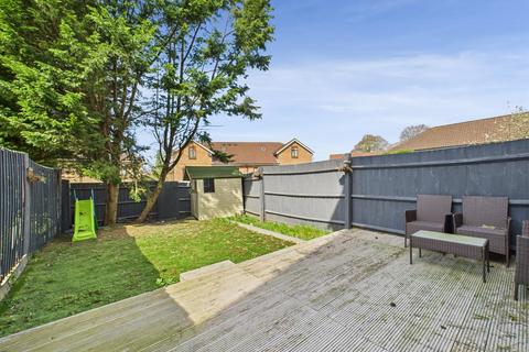 9 Wyndhurst Close, South Croydon, CR2 6EP