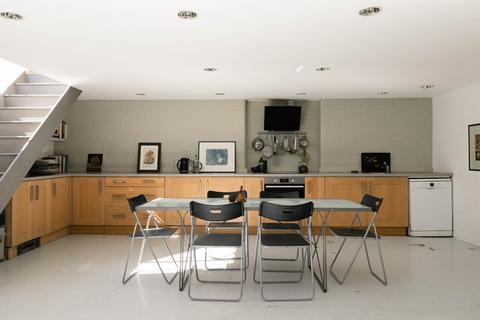 1 bedroom flat for sale, Charlton Kings Road, London, NW5