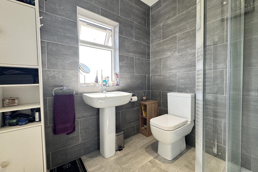 Bathroom 2