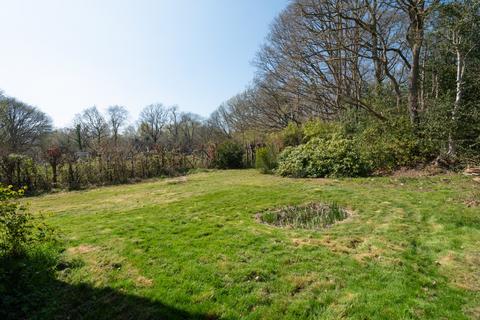 undefined, Ross Gardens, Rough Common
