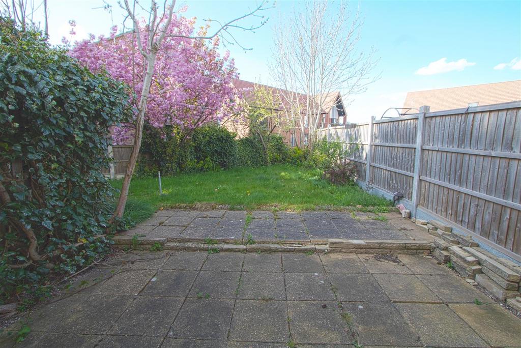 GARDEN1.jpg