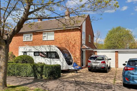 3 bedroom semi-detached house for sale, Southern Way, Letchworth Garden City, SG6