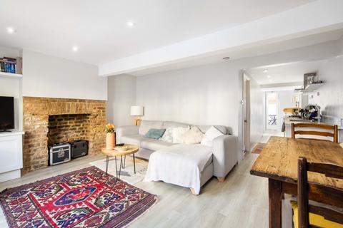 1 bedroom flat for sale, Alma Street, London, NW5
