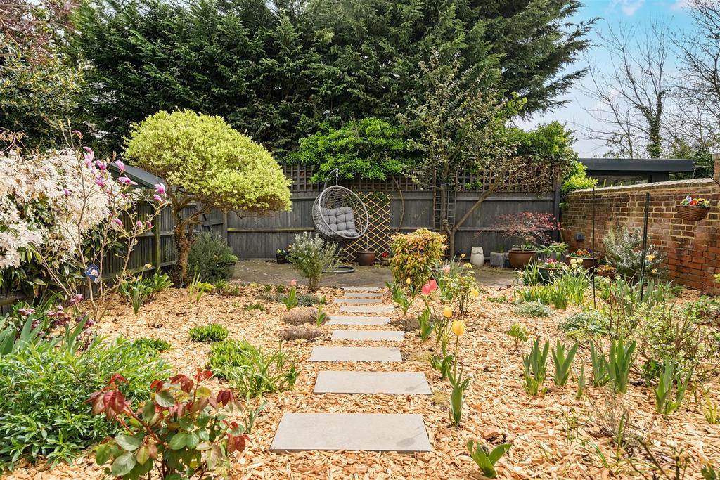 Saltway Court, West Cliff, Whitstable