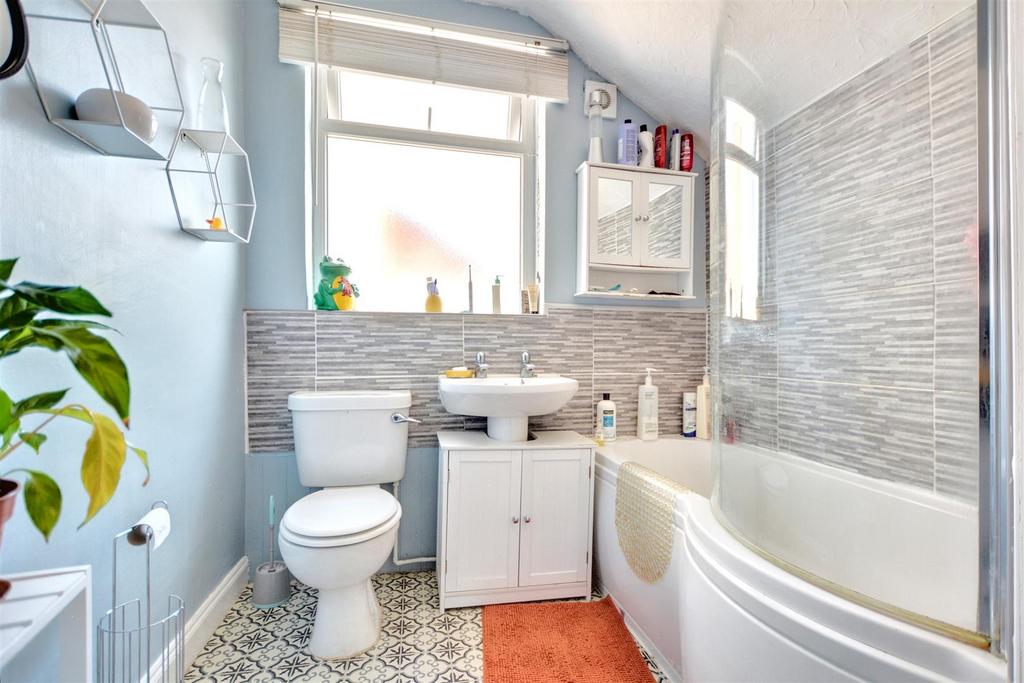 Bathroom.jpeg