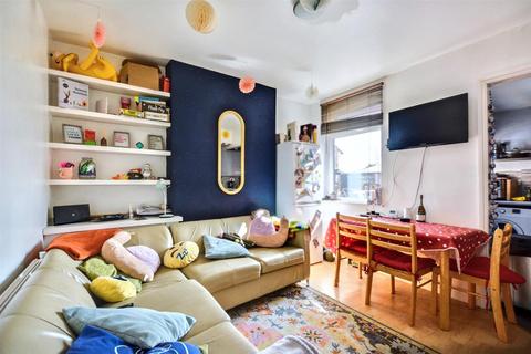 3 bedroom terraced house for sale, Ellis Grove, Beeston, Nottingham