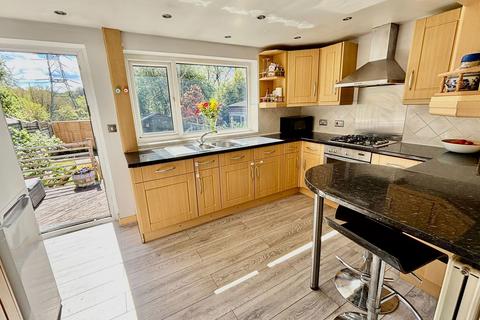 80 Annable Road, Bredbury, Stockport, SK6 2DF