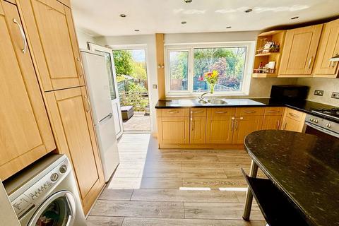 80 Annable Road, Bredbury, Stockport, SK6 2DF