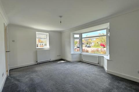 31 Priors Close, Upper Beeding, Steyning, BN44 3HT