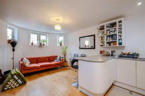 2 bedroom apartment for sale, Mitcham Lane, Lambeth SW16
