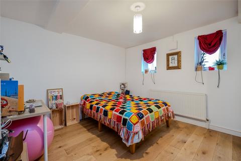 2 bedroom apartment for sale, Mitcham Lane, Lambeth SW16