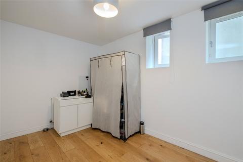 2 bedroom apartment for sale, Mitcham Lane, Lambeth SW16