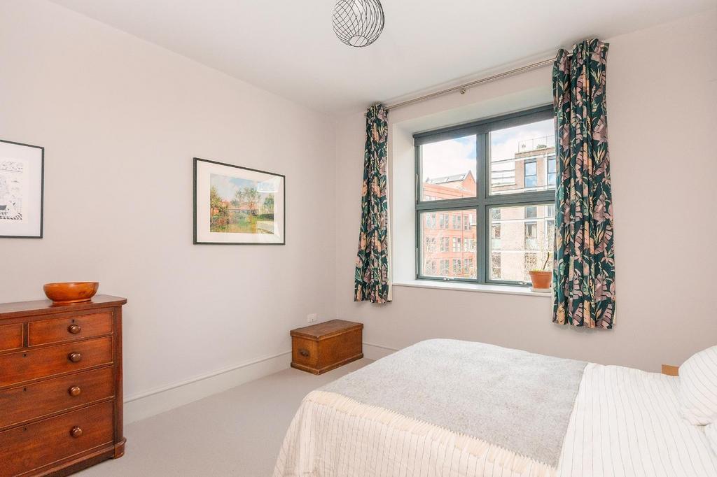 1 C1 HBR - Bedroom I.jpg