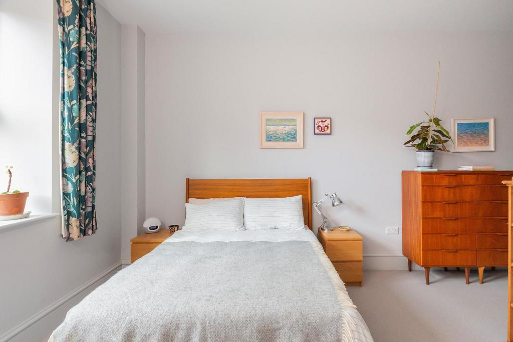 1 C1 HBR - Bedroom G.jpg