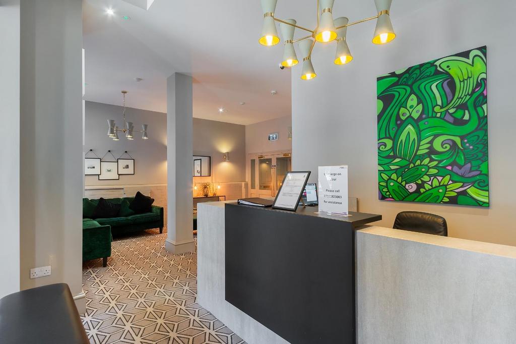 1 C1 HBR - Communal Entrance A.jpg