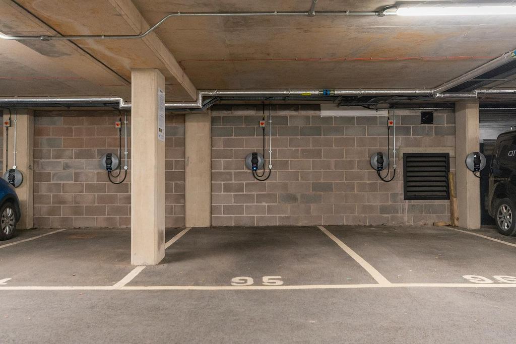 1 C1 HBR - Parking B.jpg