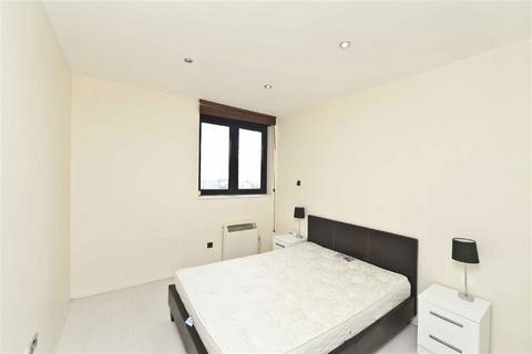 2 bedroom flat to rent, Cromwell Road, London SW7