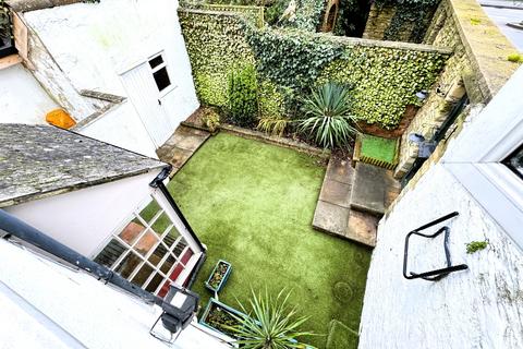 undefined, Curzon Street, Calne SN11