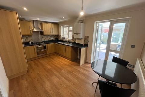 27 Ellingham Gardens, Chatteris, PE16 6WB