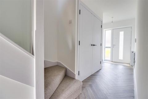 undefined, Cranleigh Drive, Leigh-On-Sea SS9
