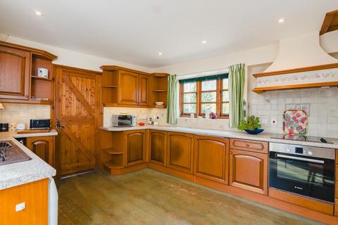 4 bedroom cottage for sale, Kennerleigh, Crediton, EX17