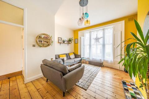 2 bedroom flat for sale, Lilford Road, Camberwell SE5