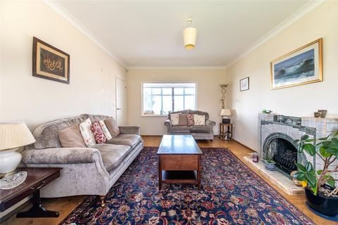 34 Kingsway, Chatham, ME5 7HS