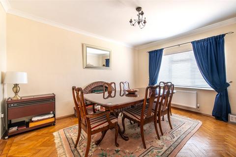 34 Kingsway, Chatham, ME5 7HS