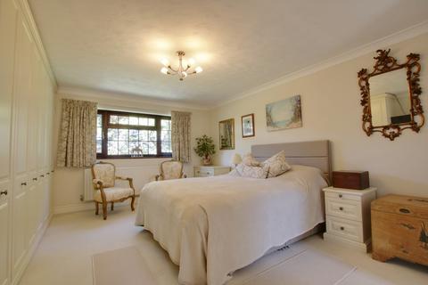4 Brookmeadow, Fareham, PO15 5JH