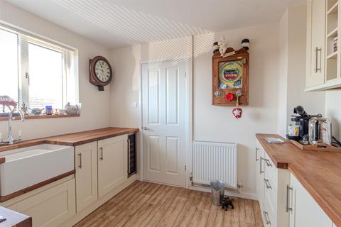 3 bedroom detached bungalow for sale, Rosegrove Avenue, Arnold, Nottingham