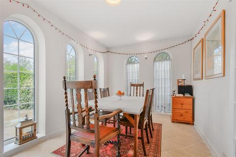4 bedroom detached house for sale, Murton Way, Osbaldwick