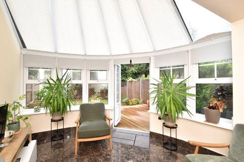 4 bedroom townhouse for sale, Duchess Court, Weybridge, KT13