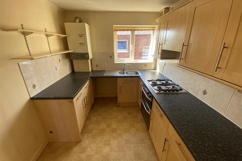 2 bedroom flat for sale, Waterfront Views, Stourport